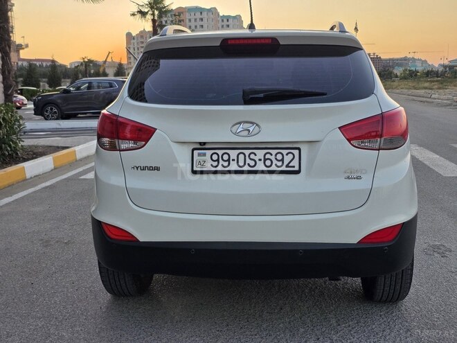 Hyundai ix35-7