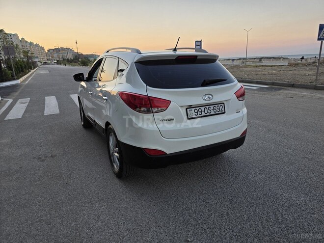 Hyundai ix35-5
