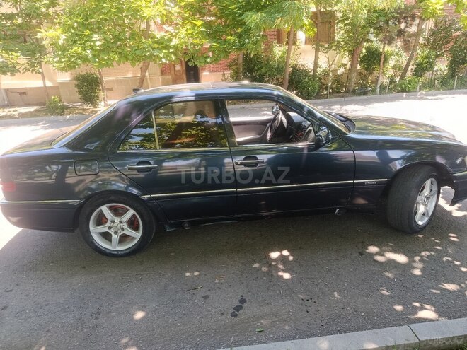 Mercedes C 200-4