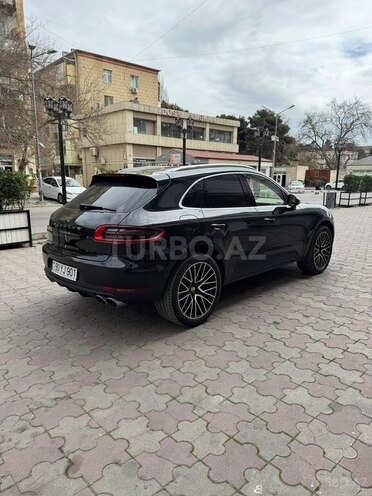Porsche Macan S-4