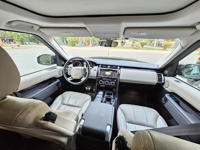 Land Rover Discovery-9