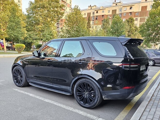 Land Rover Discovery-5