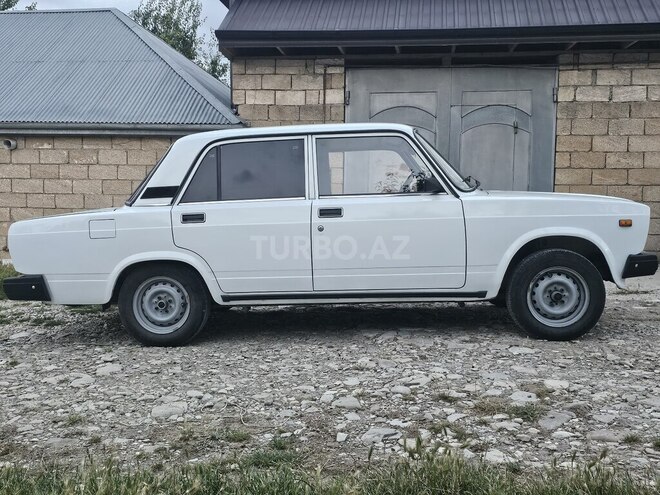LADA (VAZ) 2107-13