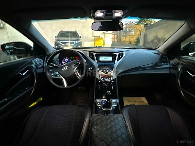 Hyundai Grandeur-12