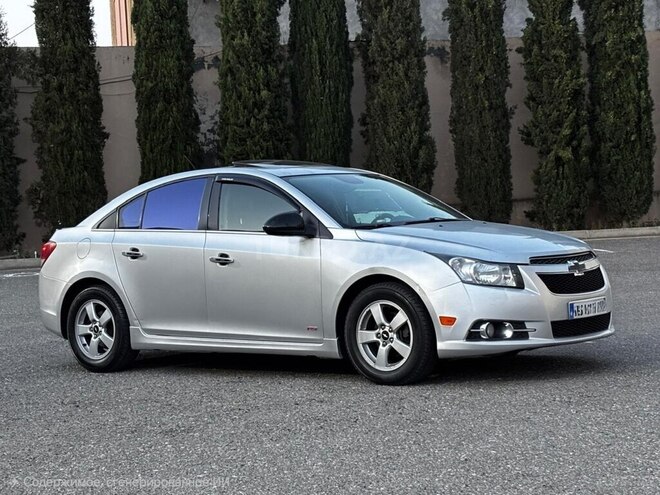Chevrolet Cruze-5