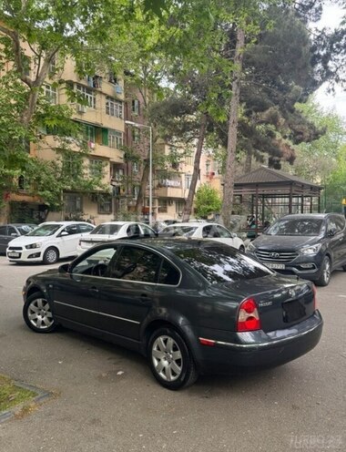 Volkswagen Passat-9