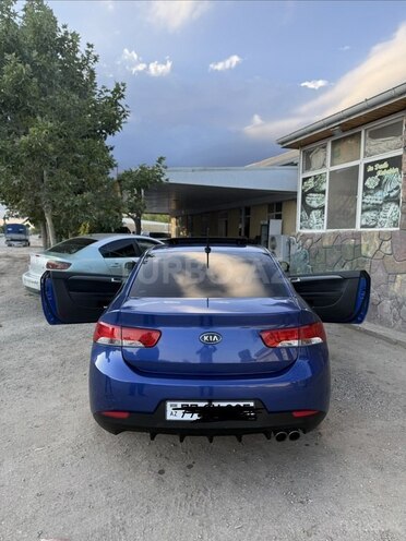 Kia Cerato Koup-2