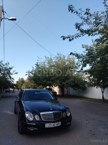 Mercedes E 200-4