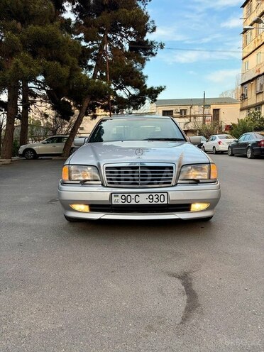 Mercedes C 280-1
