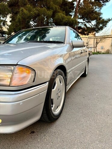 Mercedes C 280-9
