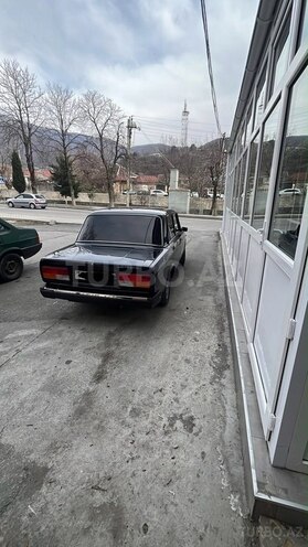 LADA (VAZ) 2107-2