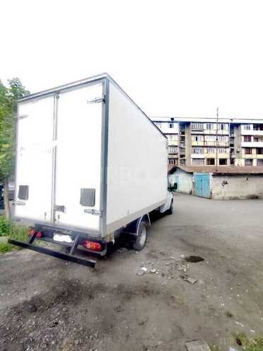 Ford Transit-5