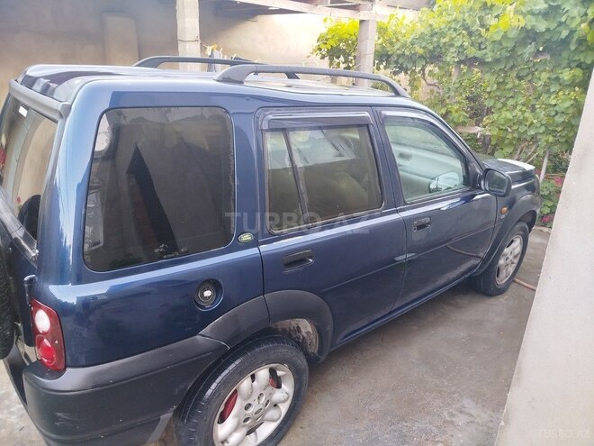 Land Rover Freelander-5