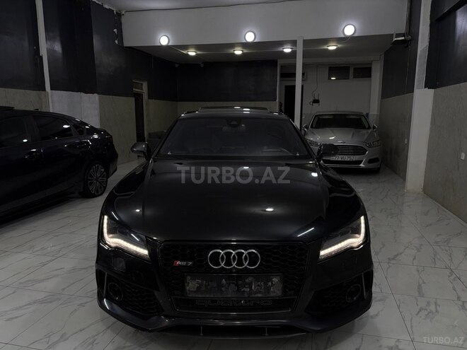 Audi RS7-1