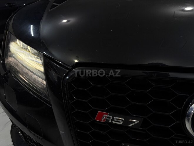 Audi RS7-25