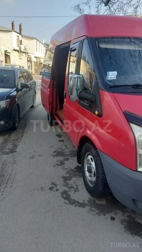 Ford Transit-2