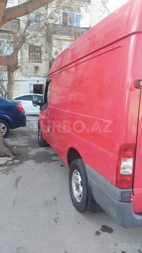 Ford Transit-3
