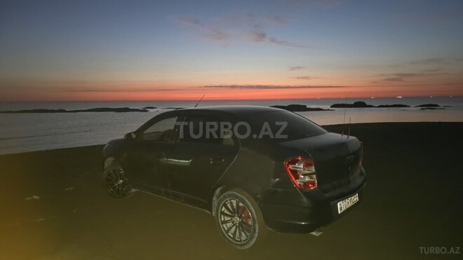 Chevrolet Cobalt-13