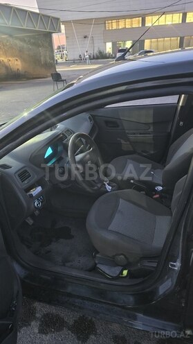 Chevrolet Cobalt-16
