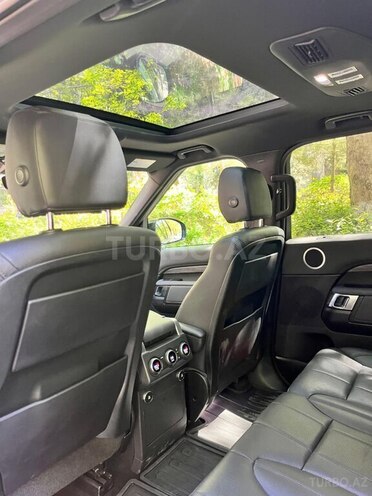 Land Rover Discovery-11