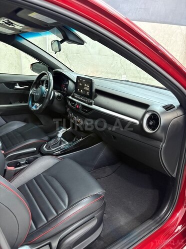 Kia Forte-13