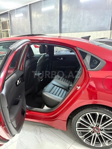 Kia Forte-10