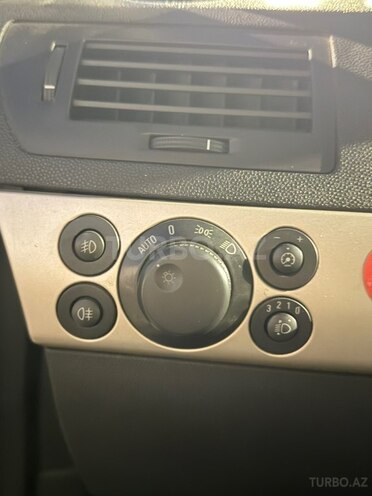 Opel Astra-11