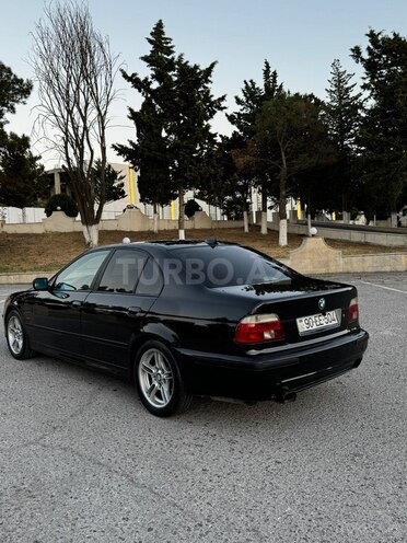 BMW 523-5