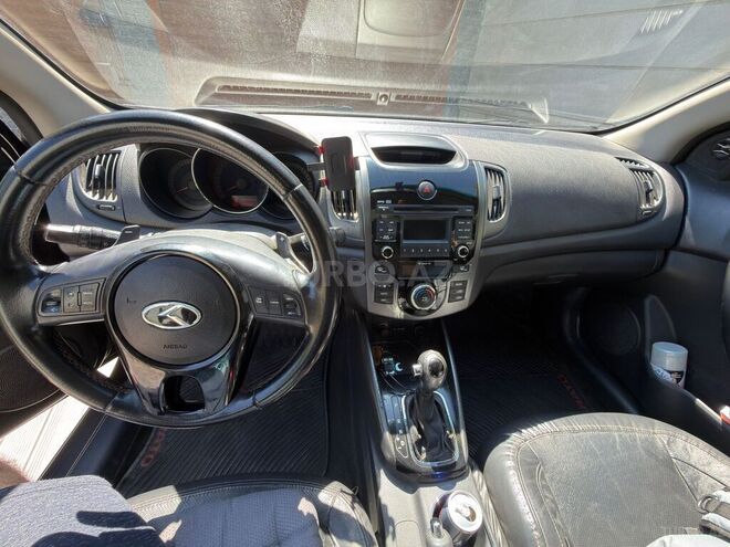 Kia Cerato Koup-3