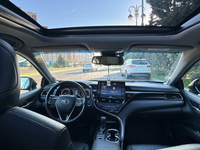 Toyota Camry-8