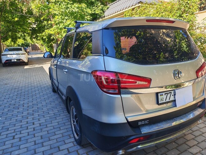 Baic M60-10