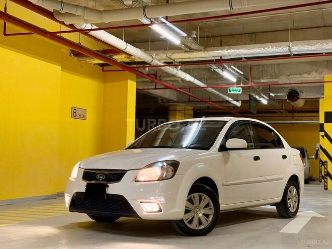 Kia Rio-2