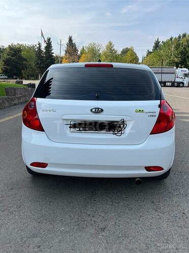 Kia Ceed-2