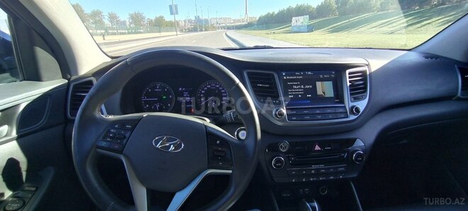 Hyundai Tucson-14