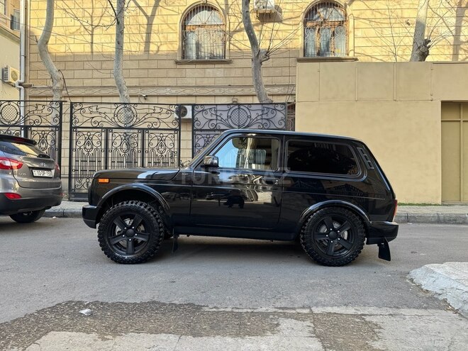 LADA (VAZ) Niva-3