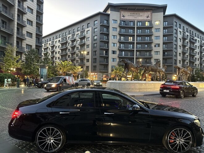 Mercedes E 350-3