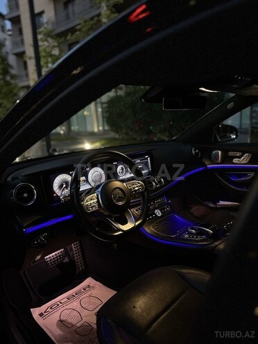 Mercedes E 350-10