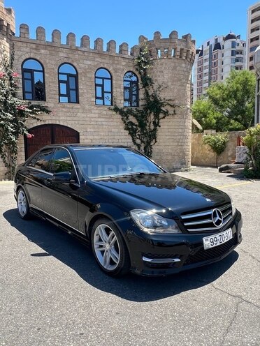Mercedes C 250-11