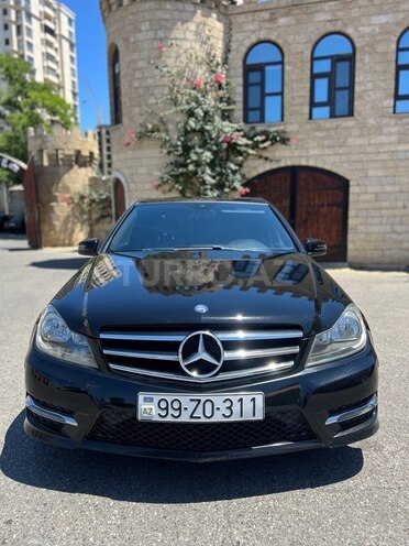 Mercedes C 250-1