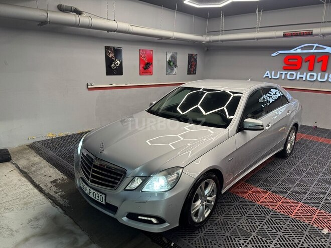 Mercedes E 200-1
