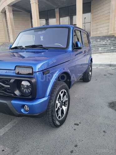 LADA (VAZ) Niva-11