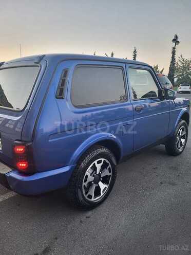 LADA (VAZ) Niva-8