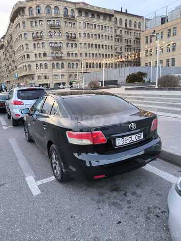 Toyota Avensis-2