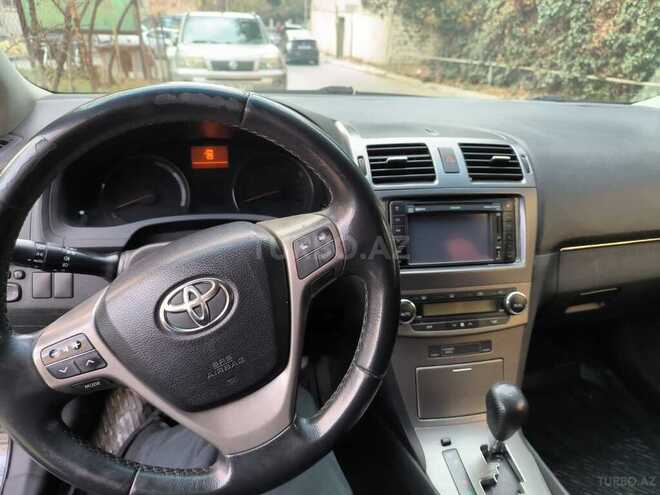 Toyota Avensis-7