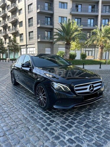 Mercedes E 200-5