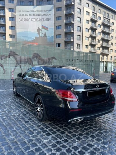 Mercedes E 200-3