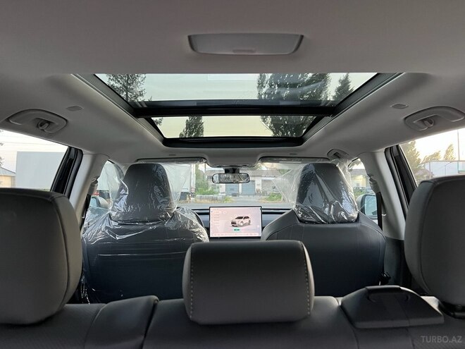 Toyota RAV4-23
