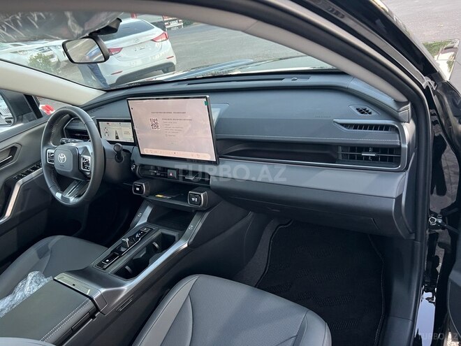 Toyota RAV4-15