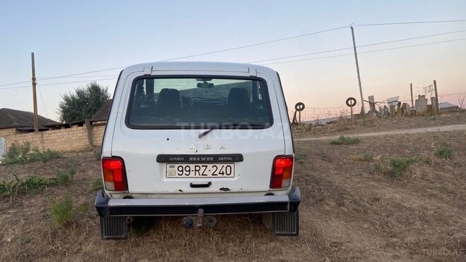 LADA (VAZ) Niva-2