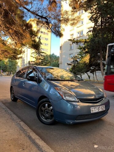 Toyota Prius-1